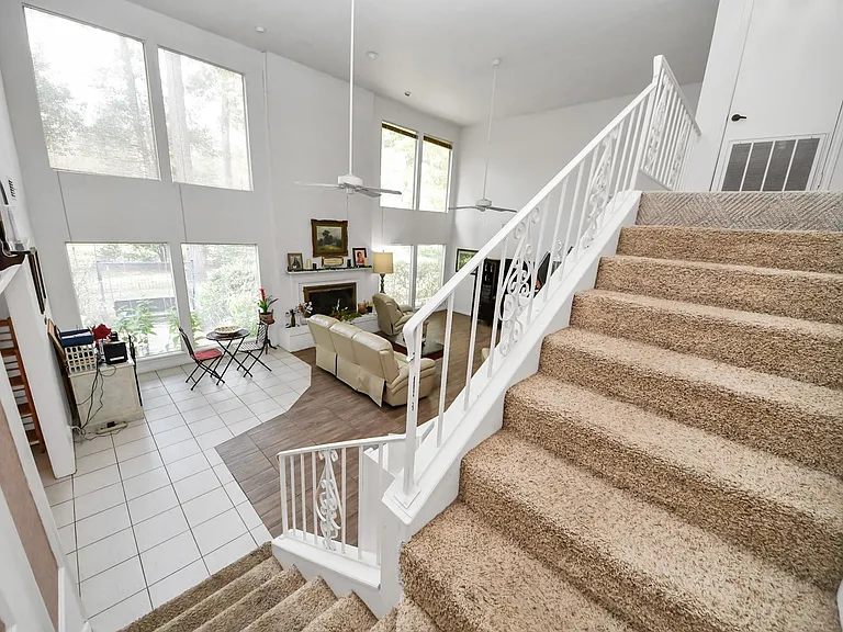 17 Winged Foot Dr — Photo 12
