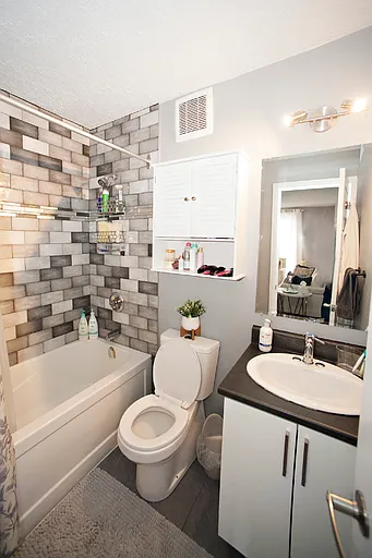 1421 Brookdale Ave #1B — Photo 7