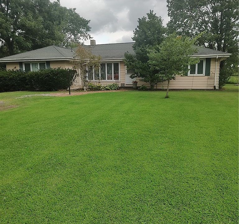 1st image of 2049 Prospect Rd