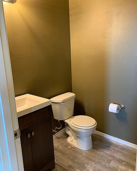 1st image of 8104 22nd Ln SE