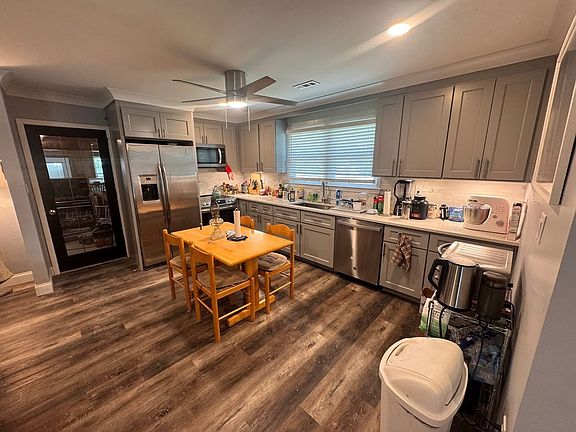 5th image of 4718 Forest Hills Dr