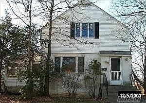 2nd image of 568 Peninsula Blvd