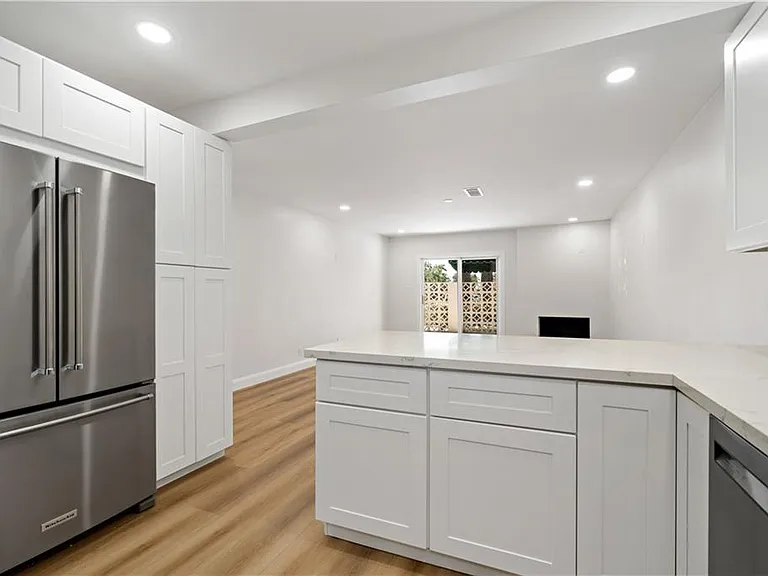 1360 Shadow Ln #M — Photo 9