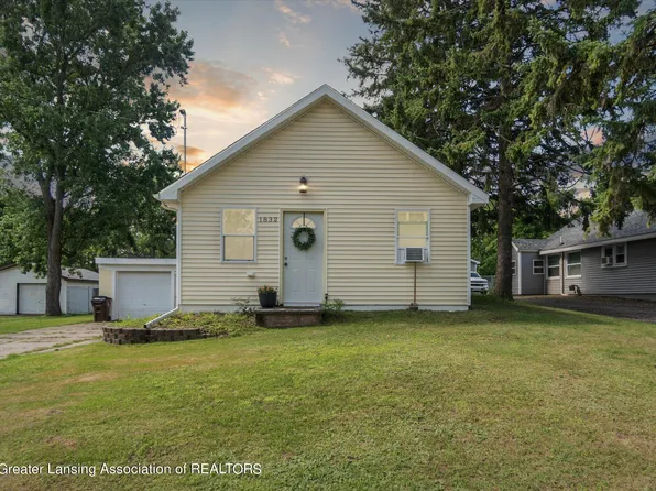 1832 Rex St, Lansing, MI 48910