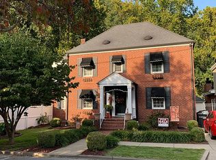 264 Riverside Dr, Logan, WV 25601