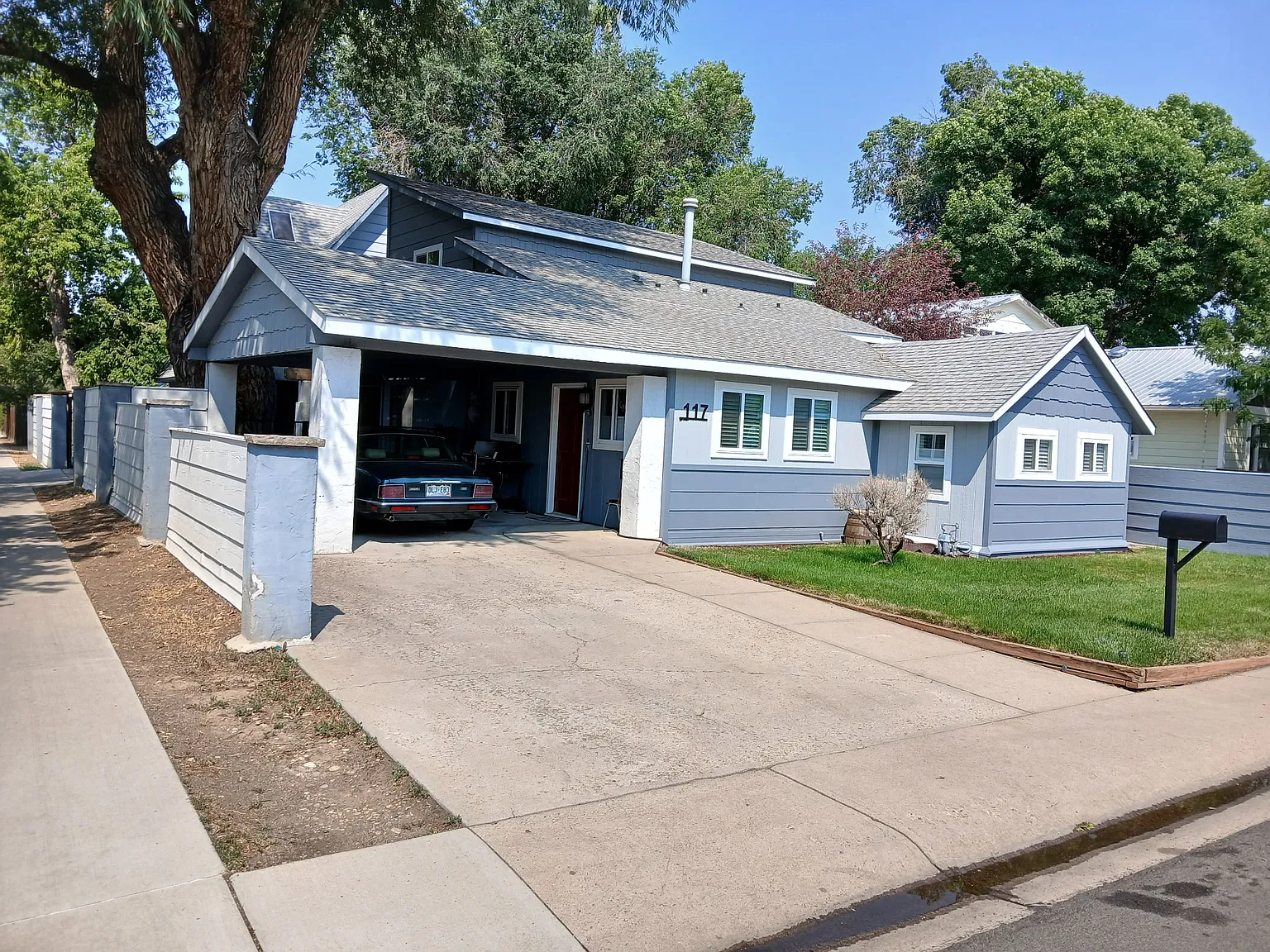 2 bed, $700 — Photo 1