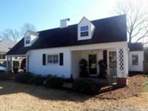 5913 N Country Club Blvd, Little Rock, AR 72207