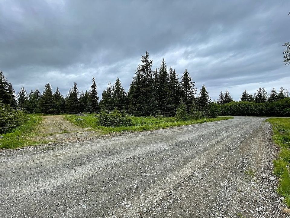 Driveway off Grumman Ave