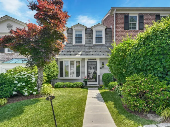 312 Elm Street APT 35, New Canaan, CT 06840