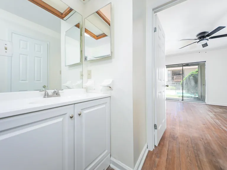216 Dixie Dr #7 — Photo 11