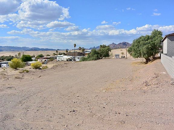 2nd image of 1032 Vista Dr Lot 116