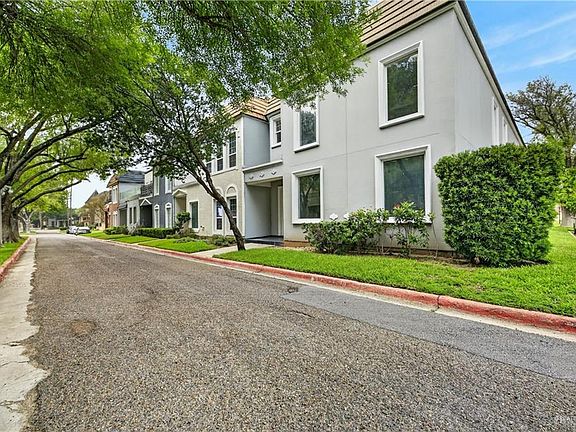 3rd image of 3100 S 33rd St #33