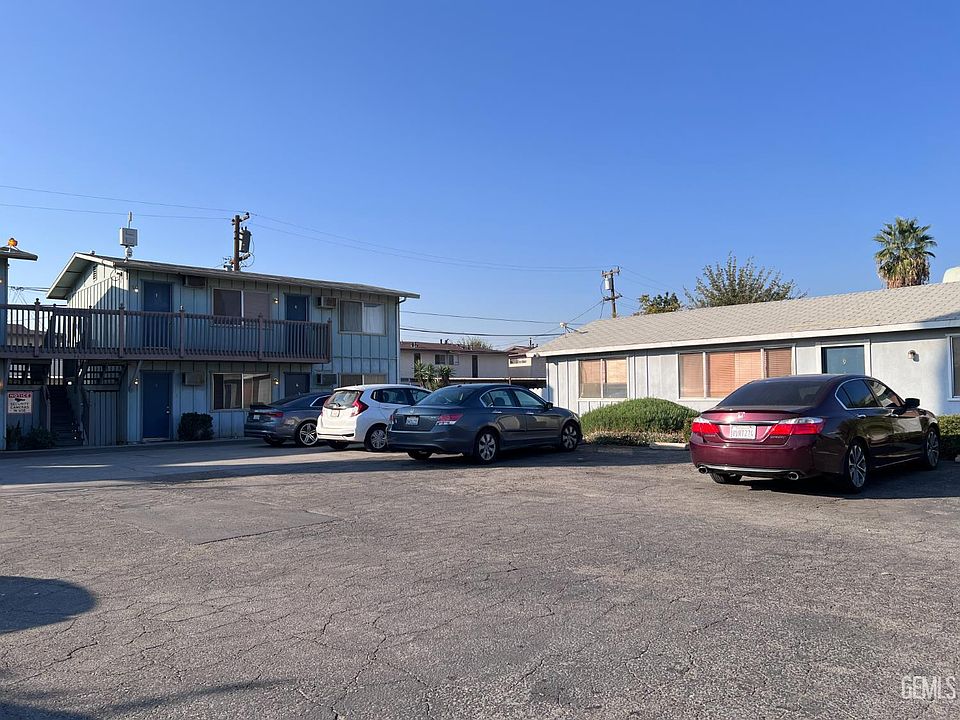 2nd image of 3415 Terrace Way