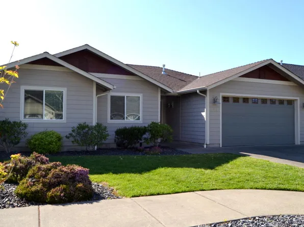 1514 SW Kokanee Ln, Grants Pass, OR 97527