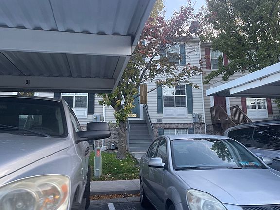 3rd image of 5733 W Loch Raven Ct
