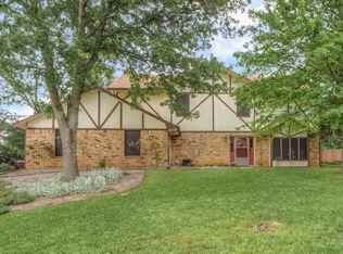 605 Bent Tree Ct, Euless, TX 76039