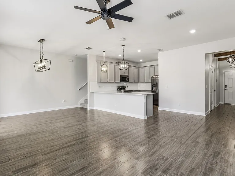 12313 Turtle Grass Dr — Photo 2