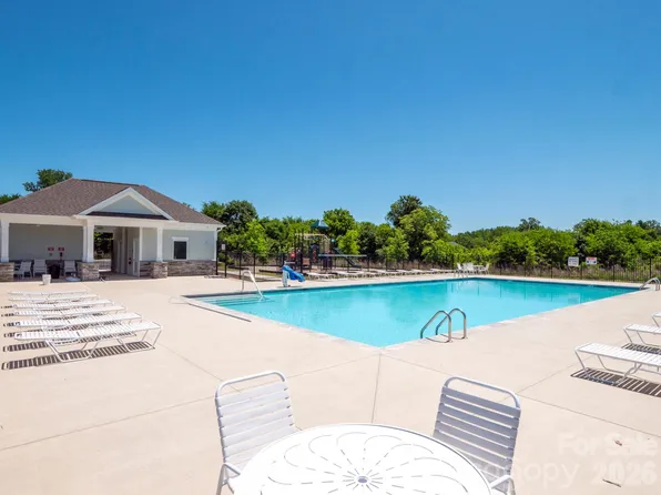 6002 Weddington Pointe Dr, Monroe, NC 28110