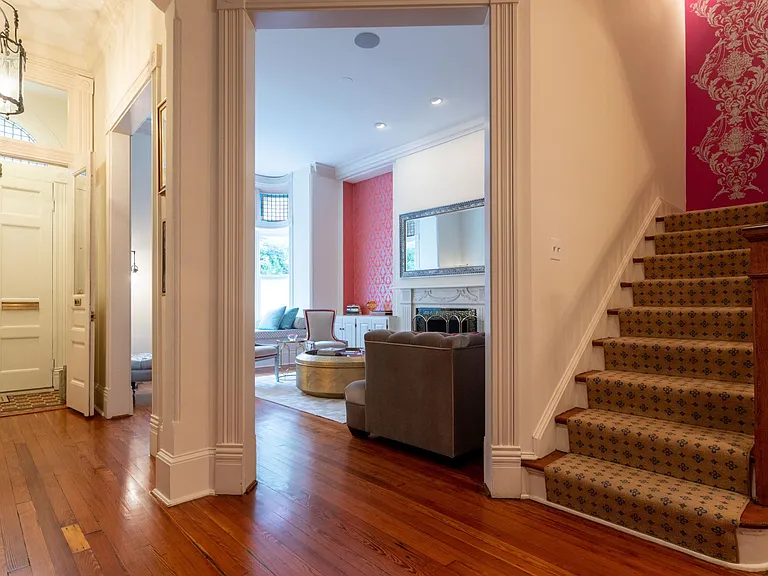 2022 Hillyer Pl NW — Photo 7