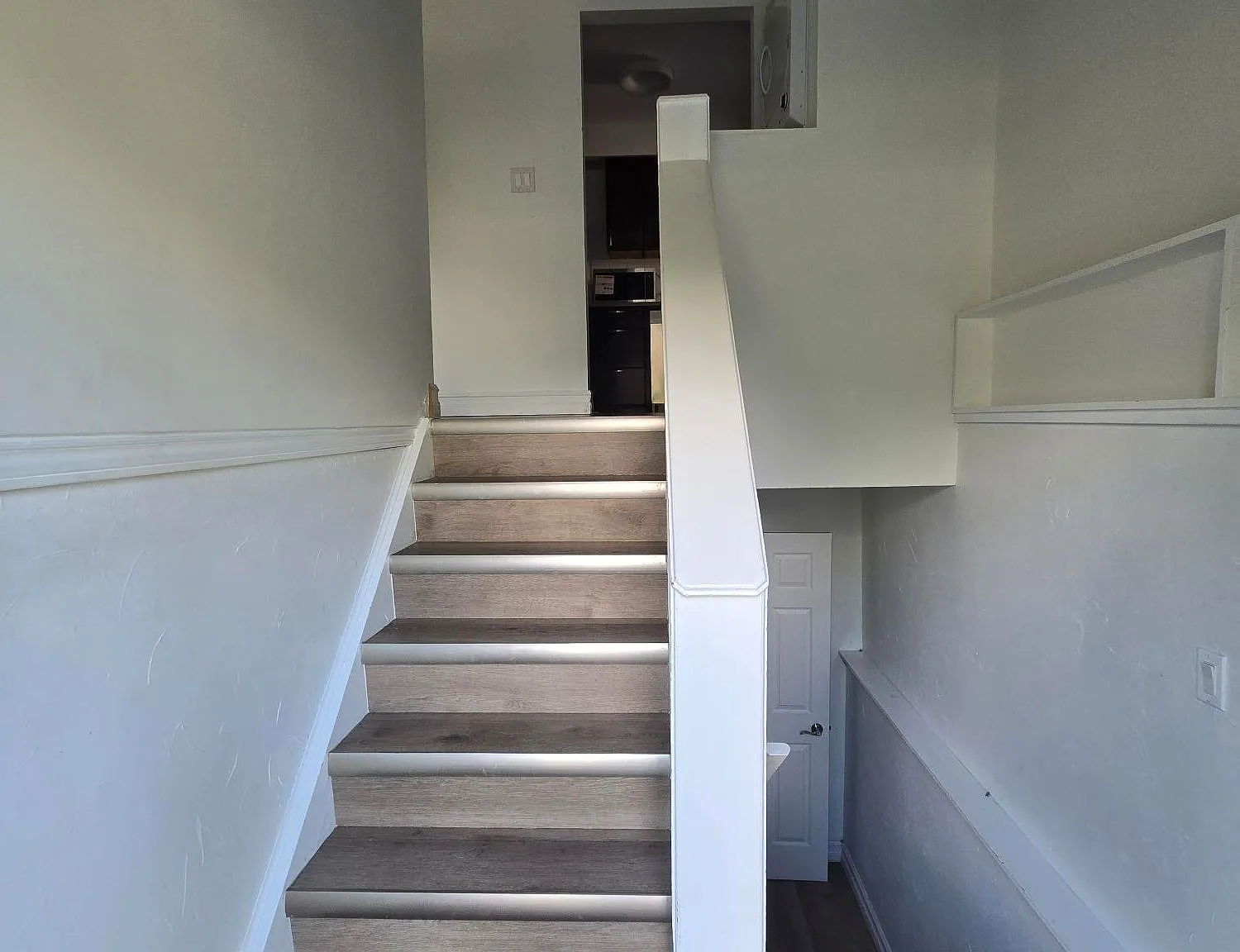 4 bed, $2,600 — Photo 2