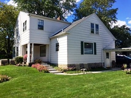 4th image of 15915 S Park Ave