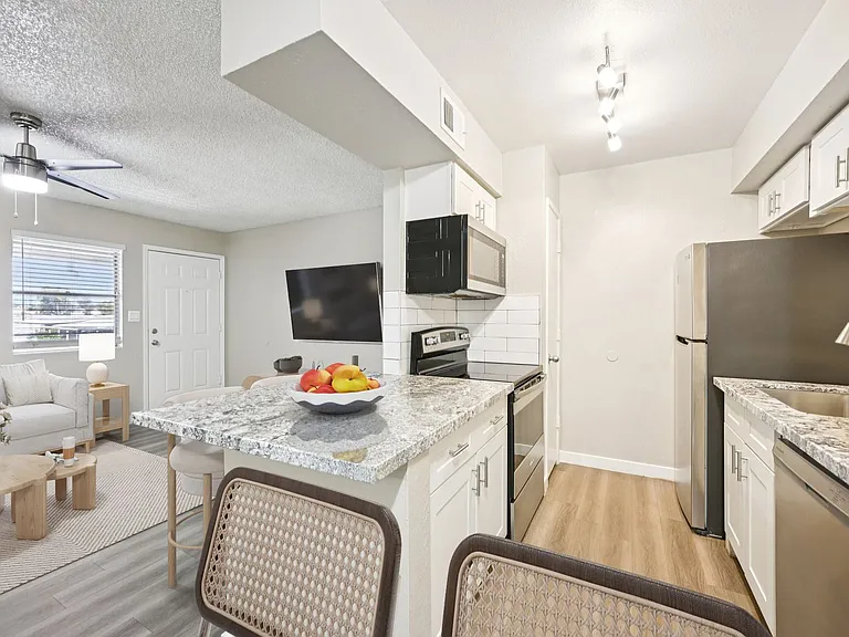 Jade Ridge Apartments — Photo 67