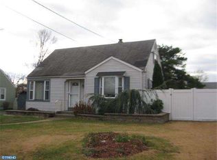 213 Knight Ave, Runnemede, NJ 08078