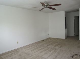 5332 Chatham Hall Dr, Virginia Beach, VA 23464