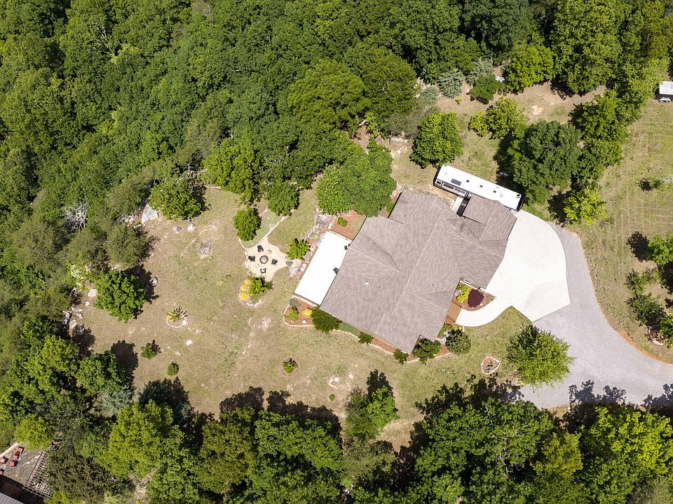 76th image of 3099 Sunset Dr
