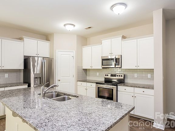 5th image of 2706 Mount Holly Huntersville Rd
