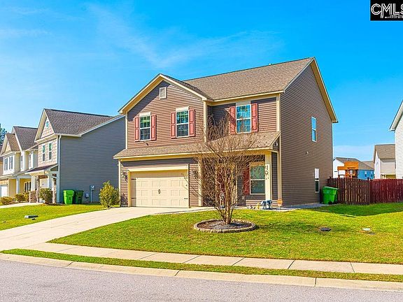 2nd image of 319 Fairford Rd