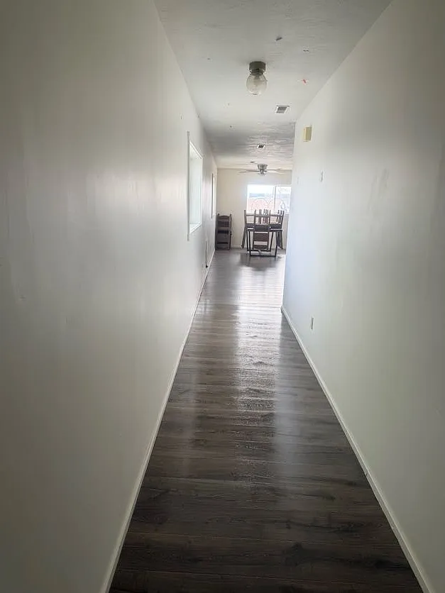 301 Budd Ave C - 1 — Photo 4