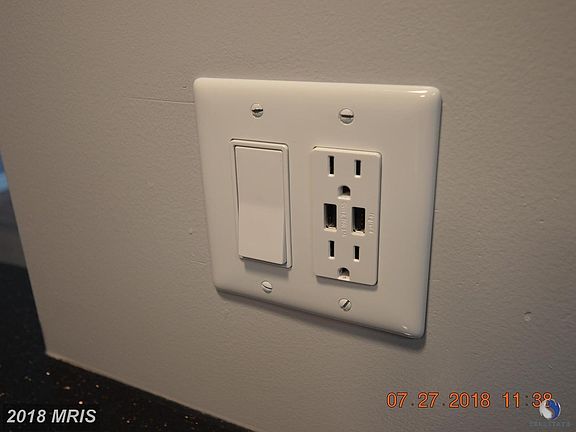 Outlet with Two USB Slots