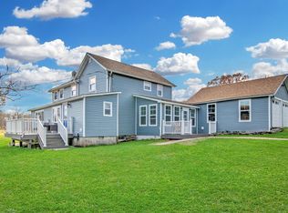 321 Welcome Lake Rd, Beach Lake, PA 18405