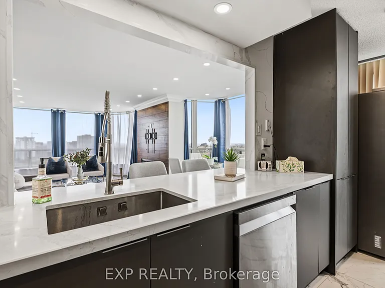 22 Hanover Rd #1710 — Photo 16