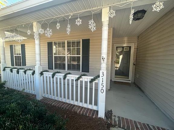 Updated 3 Bedroom 2 Bath House for Rent in Ivy Hall- Private yard- Landscaping included