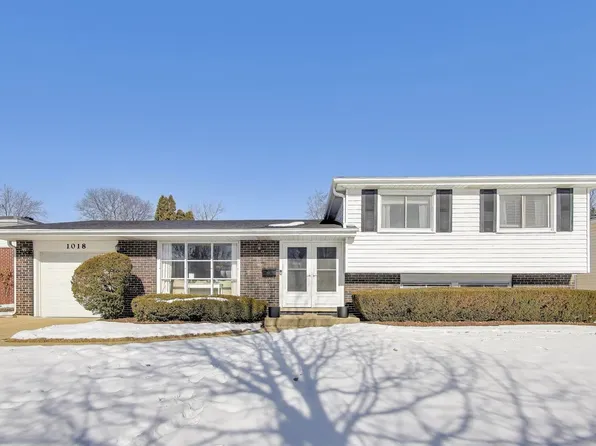 1018 W Alexandria St, Arlington Heights, IL 60004