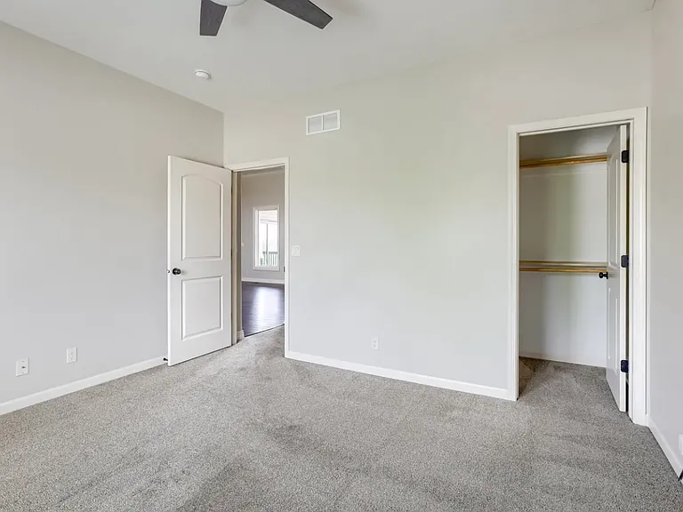 18922 Ruggles St — Photo 26