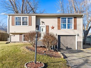 125 Pontiac Rd, Marquette Heights, IL 61554