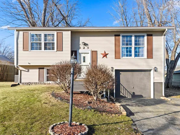125 Pontiac Rd, Marquette Heights, IL 61554