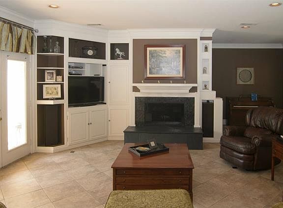 3rd image of 6848 Trinity Landing Dr N