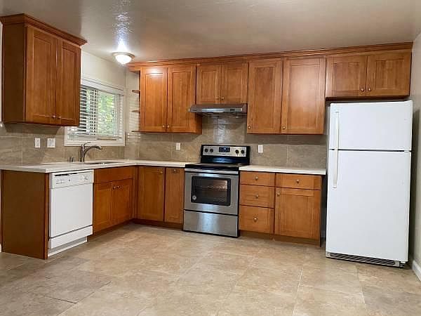 1st image of 1242 Cortez Dr #1