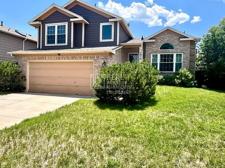 1313 Coolcrest Dr — Photo 2