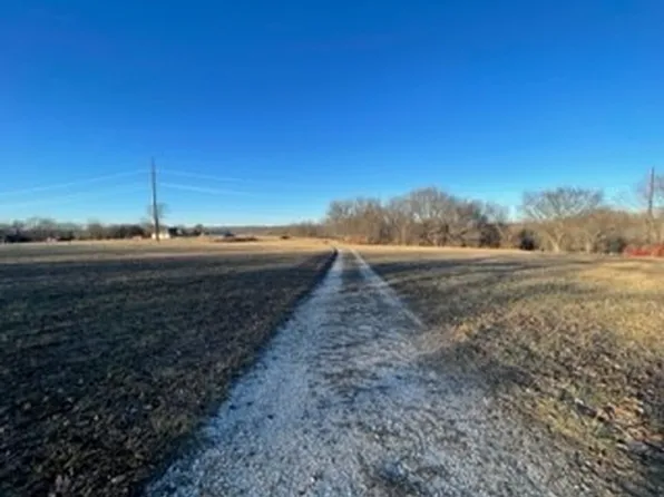 870 Javello Rd, Springdale, AR 72762