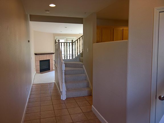 3rd image of 848 Diablo Ave APT 6