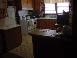 2nd image of 536 Glenwood Dr