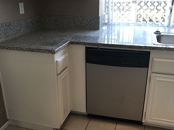 5th image of 955 Michael Pl Unit C