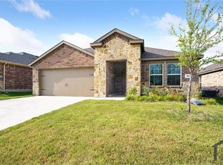 804 English Dr, Aubrey, TX 76227
