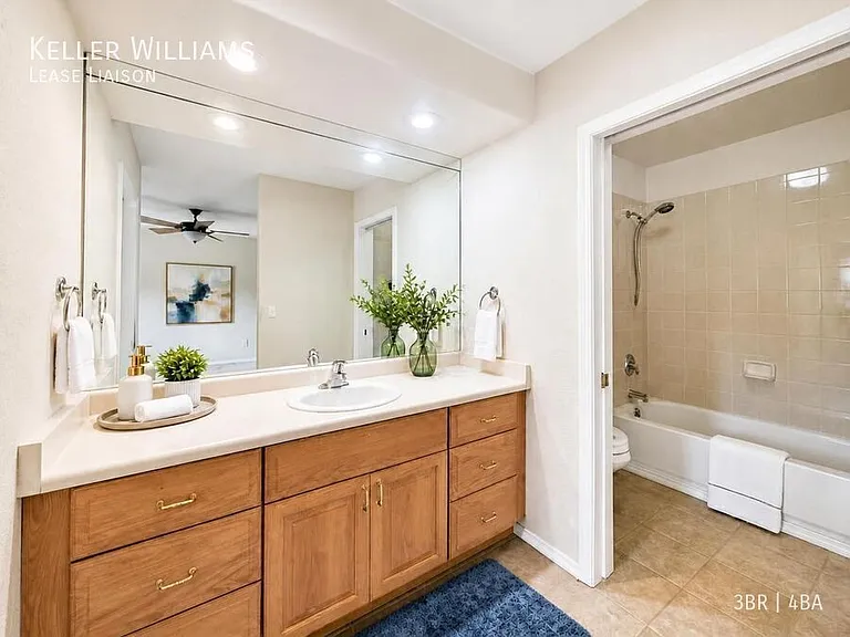 701 Westwood Trce — Photo 11