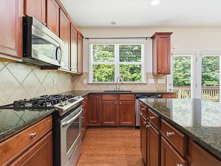 2705 Azalea Bluff Dr — Photo 27